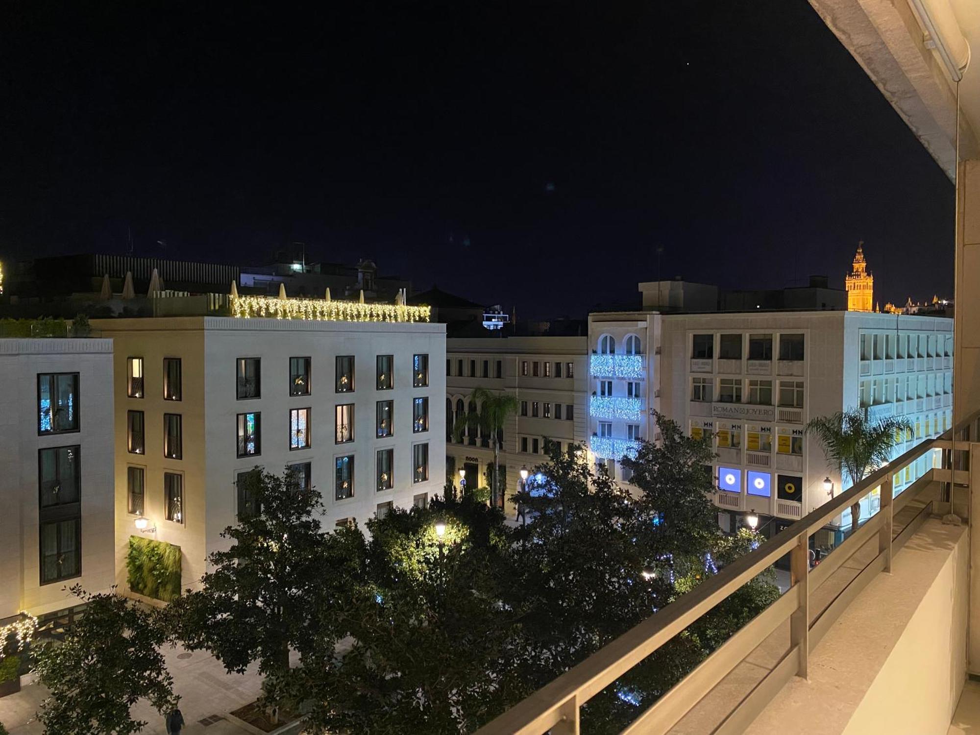 Casas De Sevilla - Apartamentos Magdalena Plaza Habitats Екстериор снимка