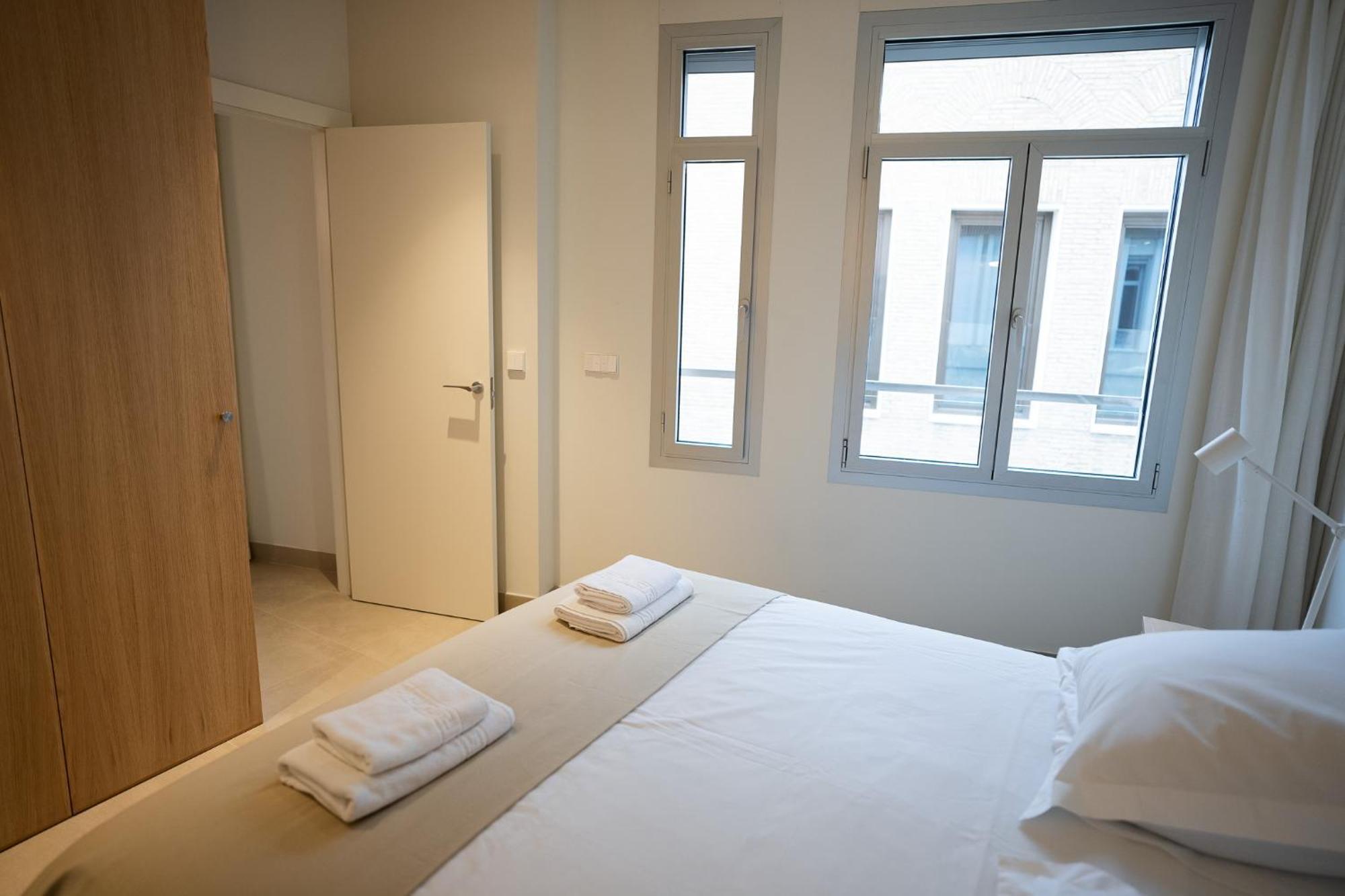 Casas De Sevilla - Apartamentos Magdalena Plaza Habitats Екстериор снимка